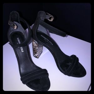 🔥 Kenneth Cole Heels